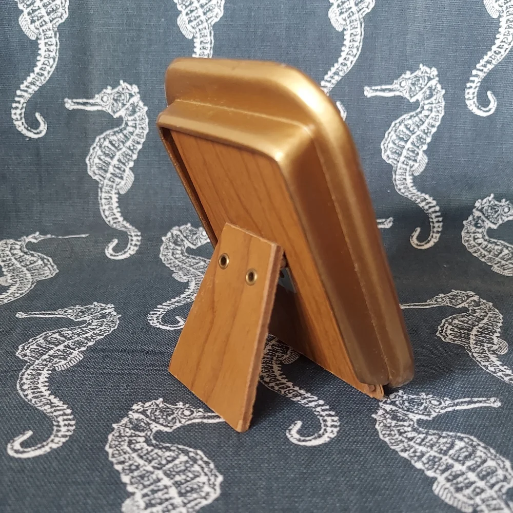 Peter Rabbit Picture Frame - Picture 6 of 9